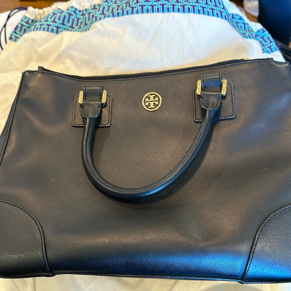 Tory Burch EXCELLENT Used Cond. Black leather tote w/ Dust Bag
